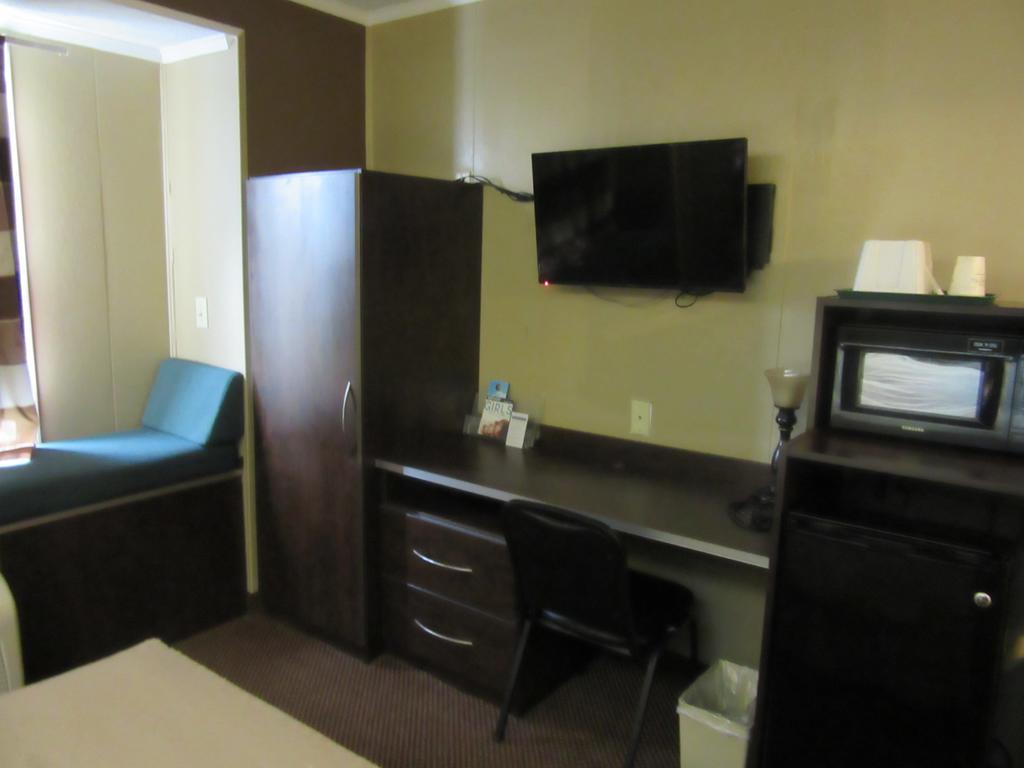Microtel Inn & Suites By Wyndham Columbia Fort Jackson N Экстерьер фото